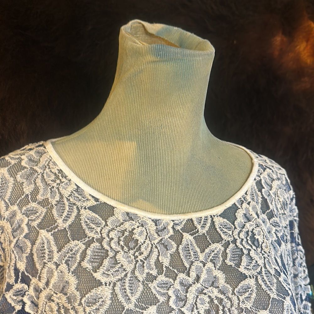 Ariat shirt S (4444) - Picture 2 of 8